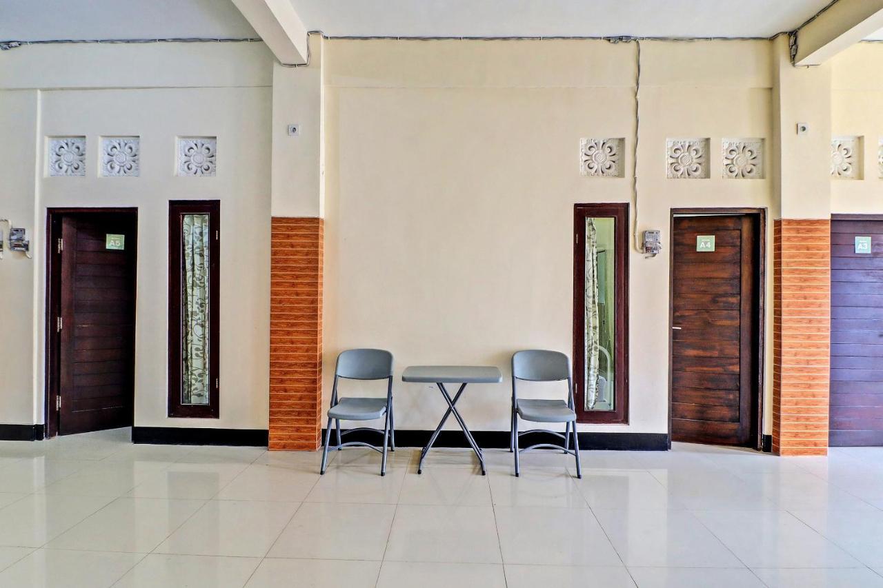 Oyo 91864 Holistic Stay Jimbaran エクステリア 写真
