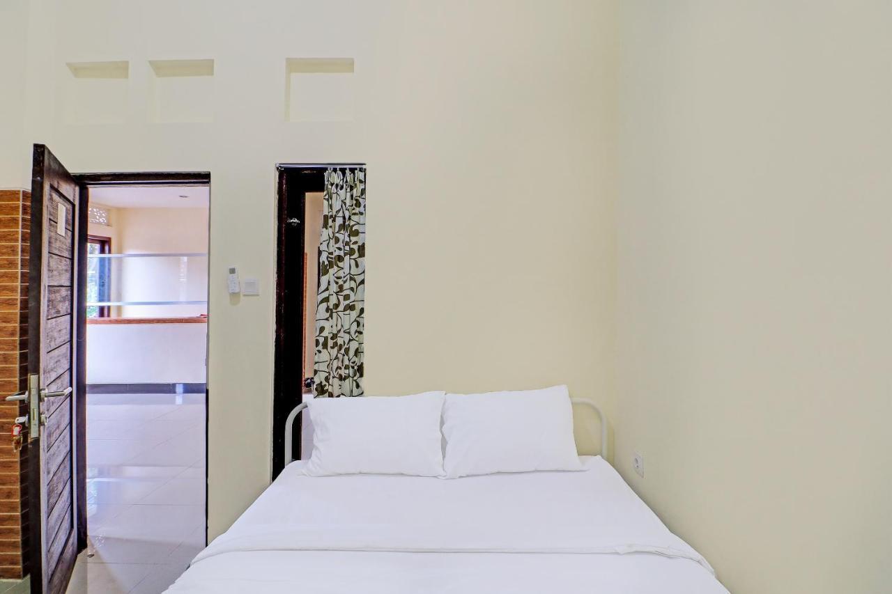 Oyo 91864 Holistic Stay Jimbaran エクステリア 写真