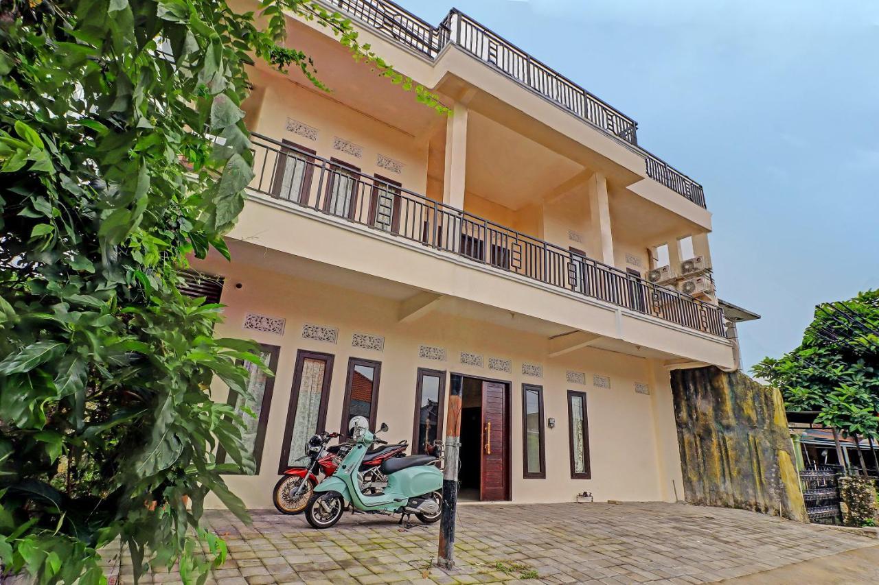 Oyo 91864 Holistic Stay Jimbaran エクステリア 写真